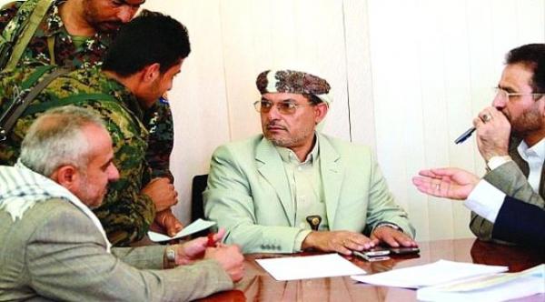 انتقادات لاذعة لحوثنة المليشيات للوظيفة العامة واقصاء الكوادر المؤهلة
