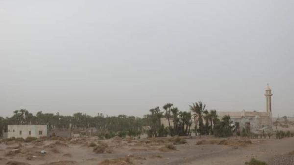المليشيات الحوثية تقصف منطقة الفازة الساحلية بالحديدة