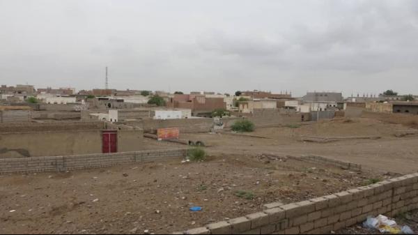 مليشيات الحوثي تقصف مدينة التحيتا بالمدفعية الثقيلة